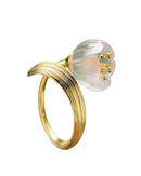 Anel Artesanal Ouro 18k  amarelo  flor  de lírio do vale com cristal natural - Arcadec 