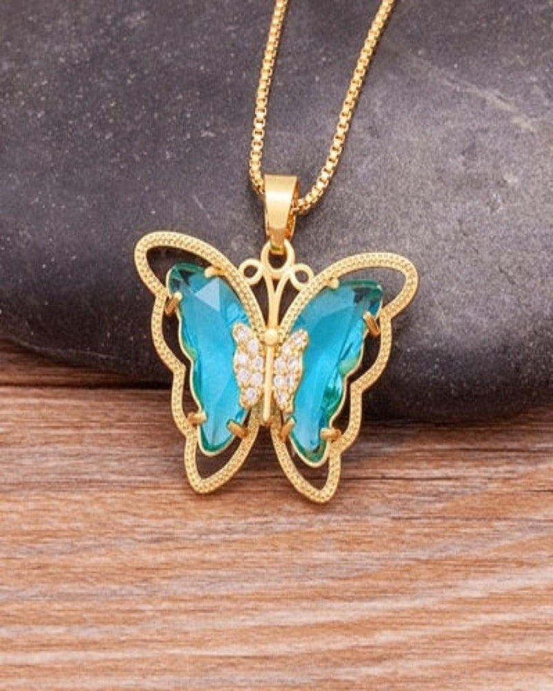 Colar com pingente borboleta com zircônia cristal austríaco | Azul claro 